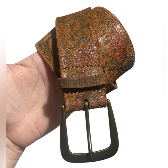 Accessories - Genuine Leather Floral Design Distressed Brown Belt